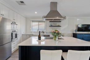 Rose Cottage 3B Hutchinson St Goolwa - Linen Included